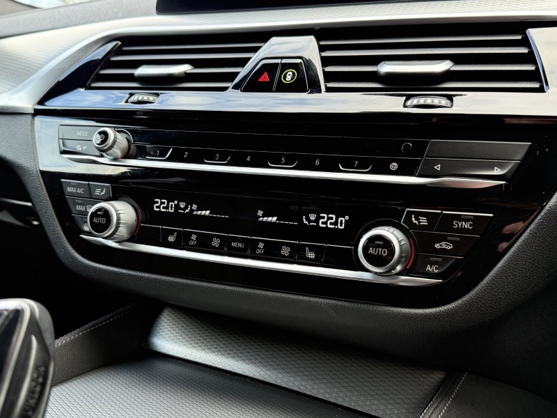 2020 (20) BMW 5 SERIES 520d M Sport 4dr Auto 5273779