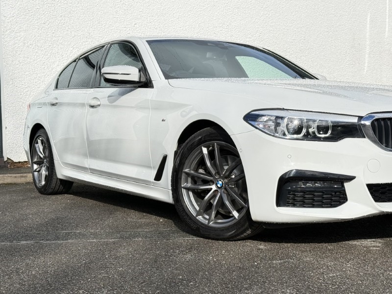 2020 (20) BMW 5 SERIES 520d M Sport 4dr Auto 5273765