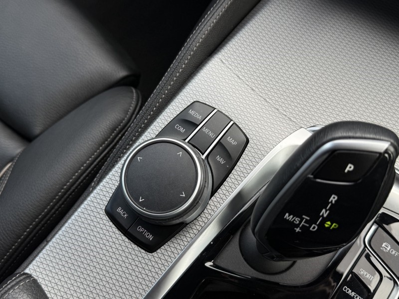 2020 (20) BMW 5 SERIES 520d M Sport 4dr Auto 5273778