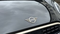 2024 (74) MINI COOPER 1.5 C Exclusive 5dr Auto 5296889