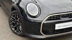 2024 (74) MINI COOPER 1.5 C Exclusive 5dr Auto 5296886
