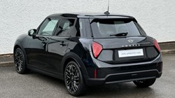 2024 (74) MINI COOPER 1.5 C Exclusive 5dr Auto 5296867