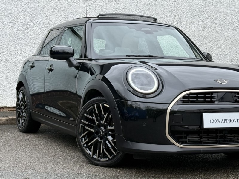2024 (74) MINI COOPER 1.5 C Exclusive 5dr Auto 5296885