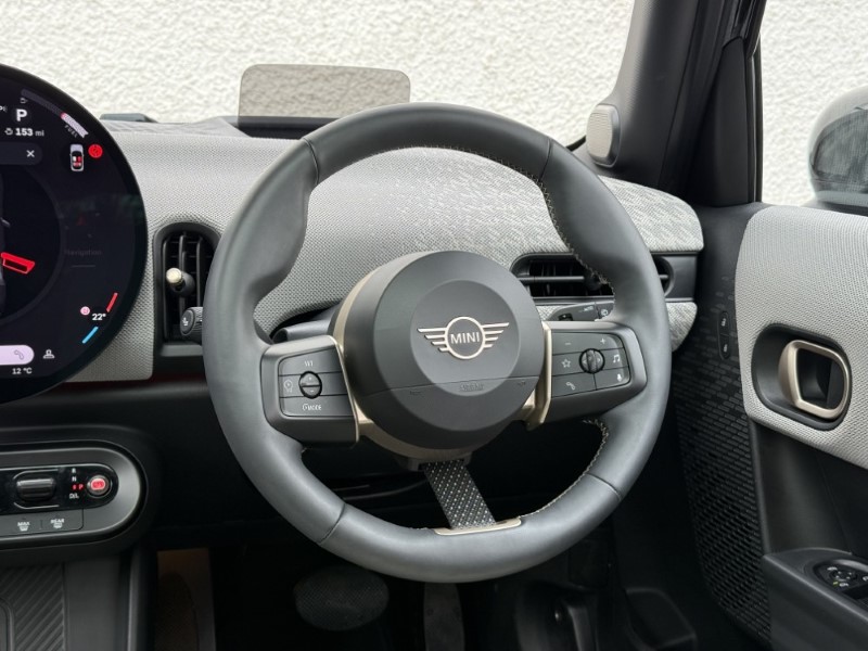 2024 (74) MINI COOPER 1.5 C Exclusive 5dr Auto 5296865