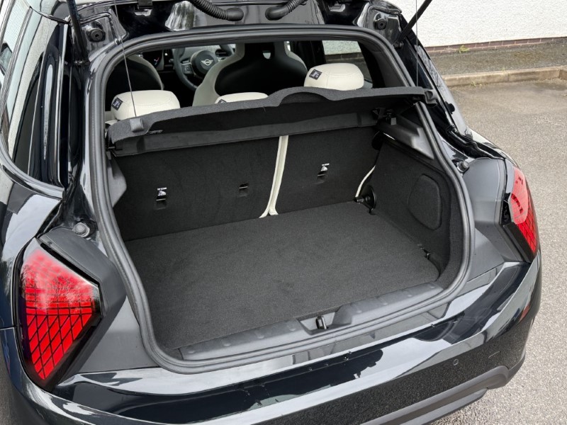 2024 (74) MINI COOPER 1.5 C Exclusive 5dr Auto 5296871