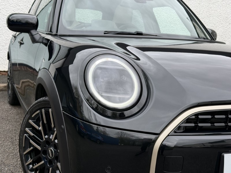 2024 (74) MINI COOPER 1.5 C Exclusive 5dr Auto 5296887