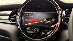 2022 (72) MINI HATCHBACK 1.5 Cooper Classic 3dr Auto 5289863