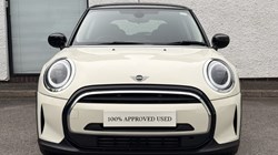 2022 (72) MINI HATCHBACK 1.5 Cooper Classic 3dr Auto 5289845