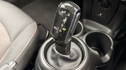 2022 (72) MINI HATCHBACK 1.5 Cooper Classic 3dr Auto 5289856