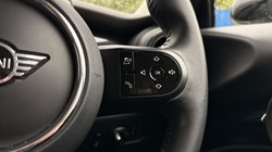 2022 (72) MINI HATCHBACK 1.5 Cooper Classic 3dr Auto 5289858