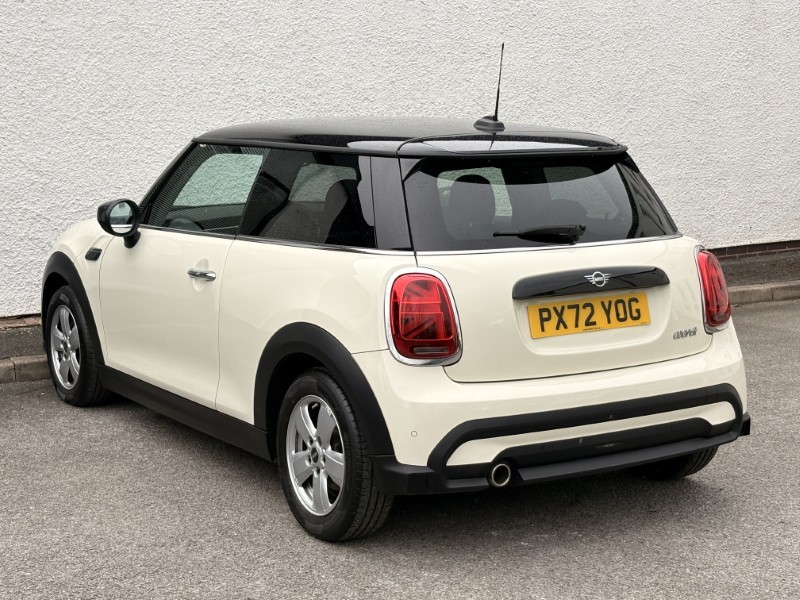 2022 (72) MINI HATCHBACK 1.5 Cooper Classic 3dr Auto