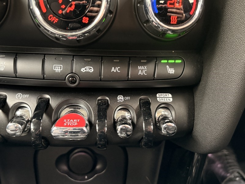 2022 (72) MINI HATCHBACK 1.5 Cooper Classic 3dr Auto 5289854