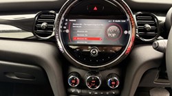 2022 (72) MINI HATCHBACK 1.5 Cooper Classic 3dr Auto 5289851