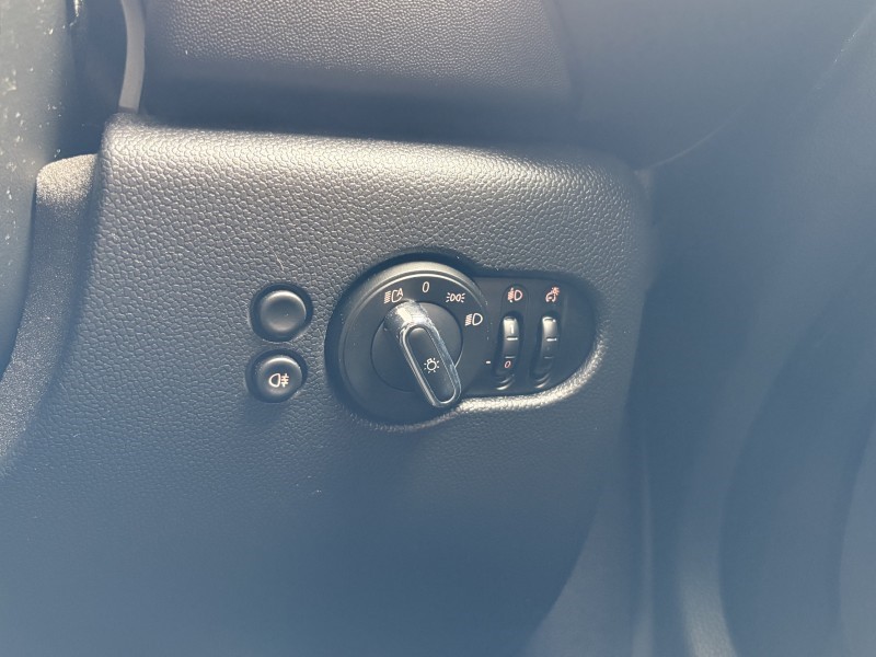 2022 (72) MINI HATCHBACK 1.5 Cooper Classic 3dr Auto 5289859