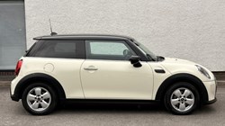 2022 (72) MINI HATCHBACK 1.5 Cooper Classic 3dr Auto 5289836