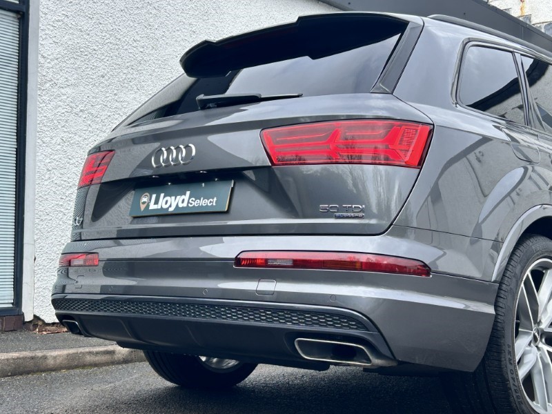 2019 (19) AUDI Q7 50 TDI Quattro Black Edition 5dr Tiptronic 5256429