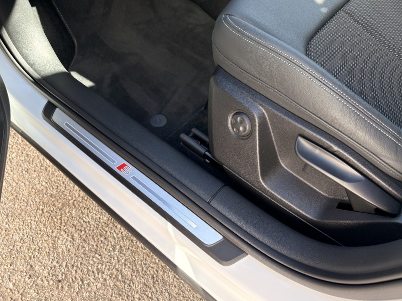 2024 (24) AUDI Q2 35 TFSI S Line 5dr S Tronic 5285944