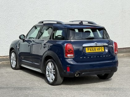2018 (68) MINI COUNTRYMAN 2.0 Cooper D Exclusive ALL4 5dr