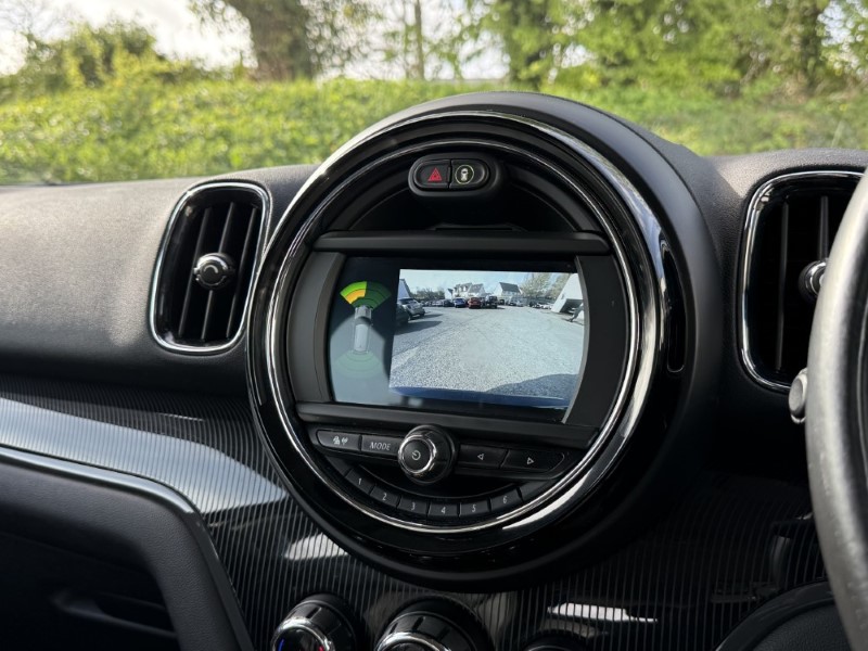 2018 (68) MINI COUNTRYMAN 2.0 Cooper D Exclusive ALL4 5dr 5302374