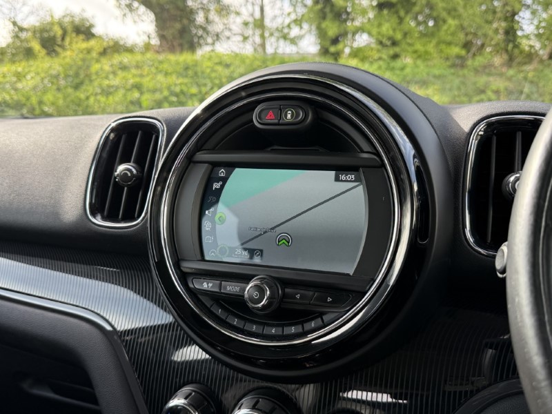 2018 (68) MINI COUNTRYMAN 2.0 Cooper D Exclusive ALL4 5dr 5302375