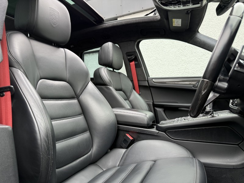 2019 (69) PORSCHE MACAN Turbo 5dr PDK 5271316