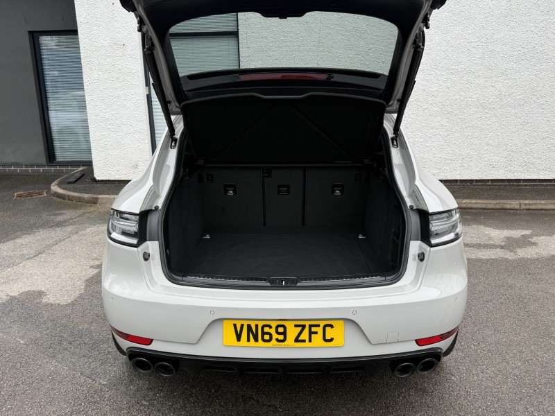 2019 (69) PORSCHE MACAN Turbo 5dr PDK 5271305