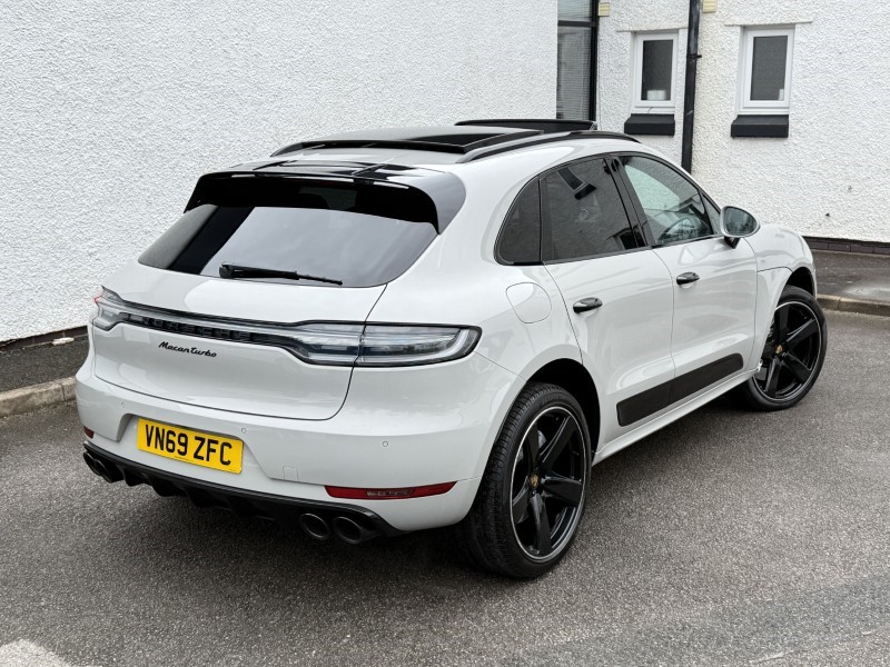 2019 (69) PORSCHE MACAN Turbo 5dr PDK 5271310