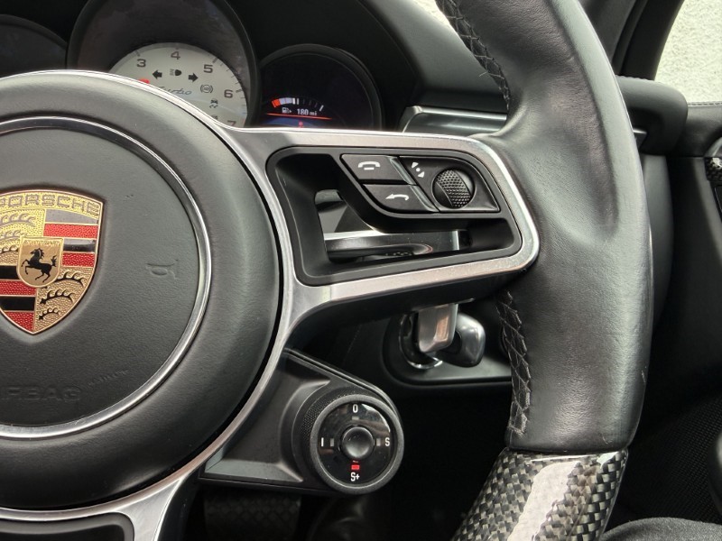 2019 (69) PORSCHE MACAN Turbo 5dr PDK 5271327