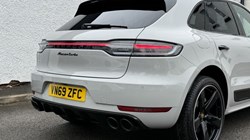 2019 (69) PORSCHE MACAN Turbo 5dr PDK 5271311