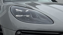 2019 (69) PORSCHE MACAN Turbo 5dr PDK 5271340