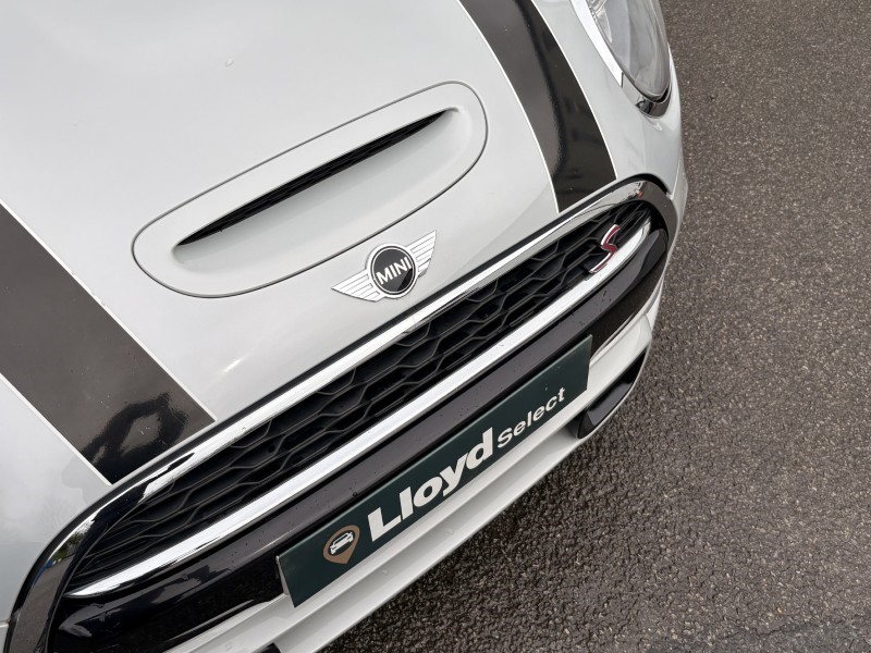 2017 (17) MINI HATCHBACK 2.0 Cooper S 3dr 5294879