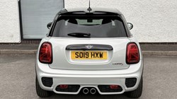 2019 (19) MINI HATCHBACK 2.0 Cooper S Sport II 5dr Auto 5688585