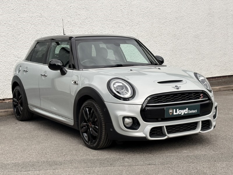 2019 (19) MINI HATCHBACK 2.0 Cooper S Sport II 5dr Auto