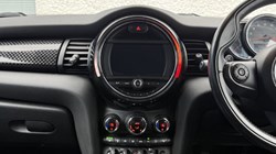 2019 (19) MINI HATCHBACK 2.0 Cooper S Sport II 5dr Auto 5568632
