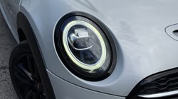 2019 (19) MINI HATCHBACK 2.0 Cooper S Sport II 5dr Auto 5568642