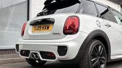 2019 (19) MINI HATCHBACK 2.0 Cooper S Sport II 5dr Auto 5688594