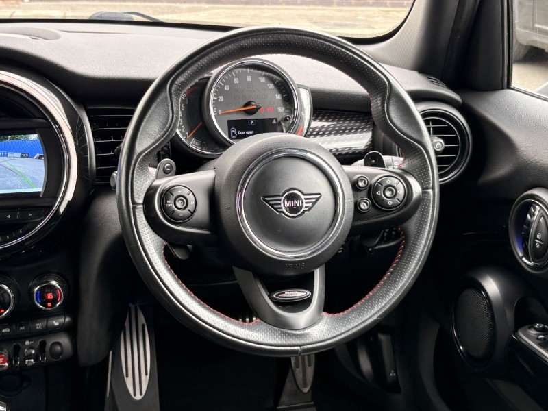 2019 (19) MINI HATCHBACK 2.0 Cooper S Sport II 5dr Auto 5688600