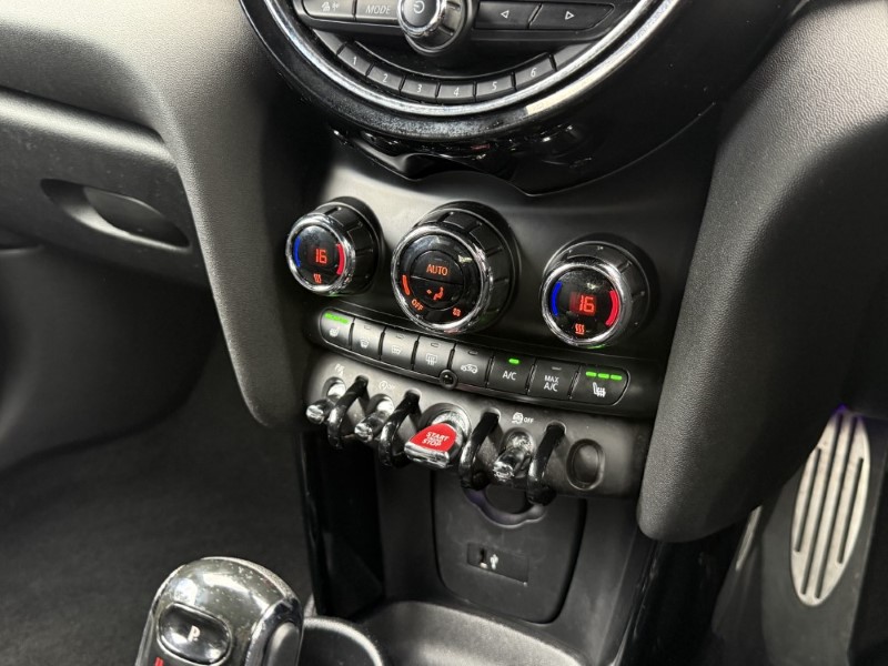 2019 (19) MINI HATCHBACK 2.0 Cooper S Sport II 5dr Auto 5568625