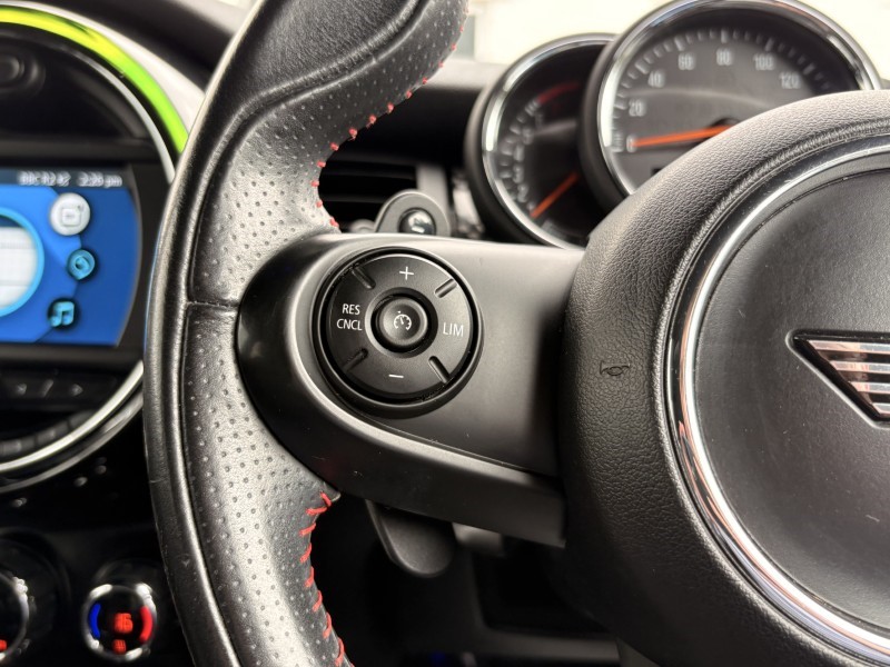 2019 (19) MINI HATCHBACK 2.0 Cooper S Sport II 5dr Auto 5688614