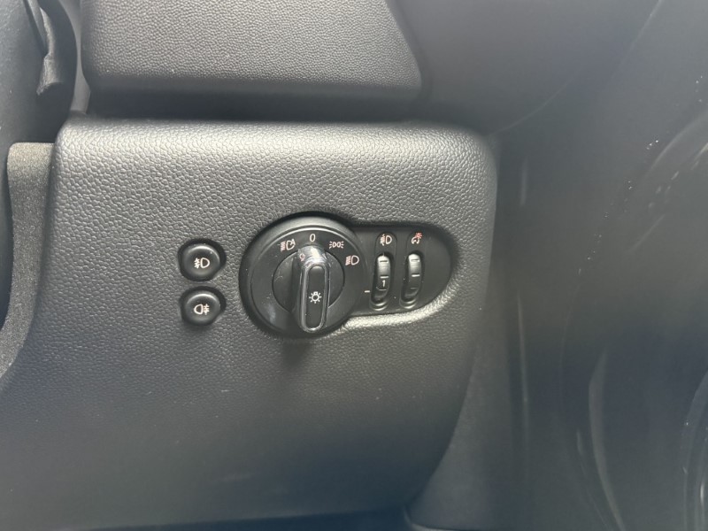 2019 (19) MINI HATCHBACK 2.0 Cooper S Sport II 5dr Auto 5568629