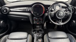 2019 (19) MINI HATCHBACK 2.0 Cooper S Sport II 5dr Auto 5568630