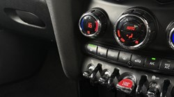 2019 (19) MINI HATCHBACK 2.0 Cooper S Sport II 5dr Auto 5568626