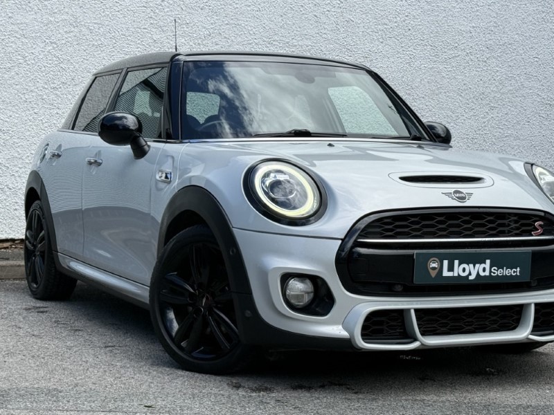 2019 (19) MINI HATCHBACK 2.0 Cooper S Sport II 5dr Auto 5568640