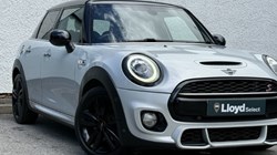 2019 (19) MINI HATCHBACK 2.0 Cooper S Sport II 5dr Auto 5568640