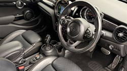 2019 (19) MINI HATCHBACK 2.0 Cooper S Sport II 5dr Auto 5688596