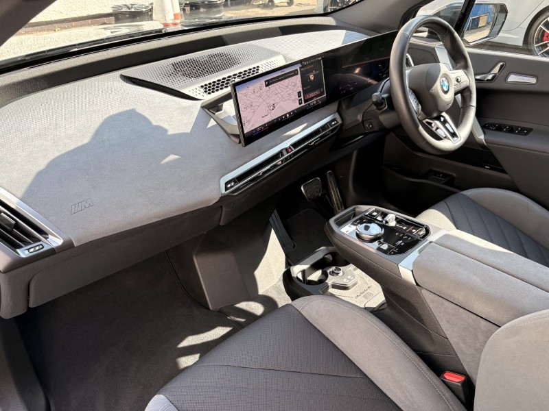 2026 (26) BMW iX 400kW xDrive60 M Sport 112kWh 5dr Auto [Tech/Pro] 5676313