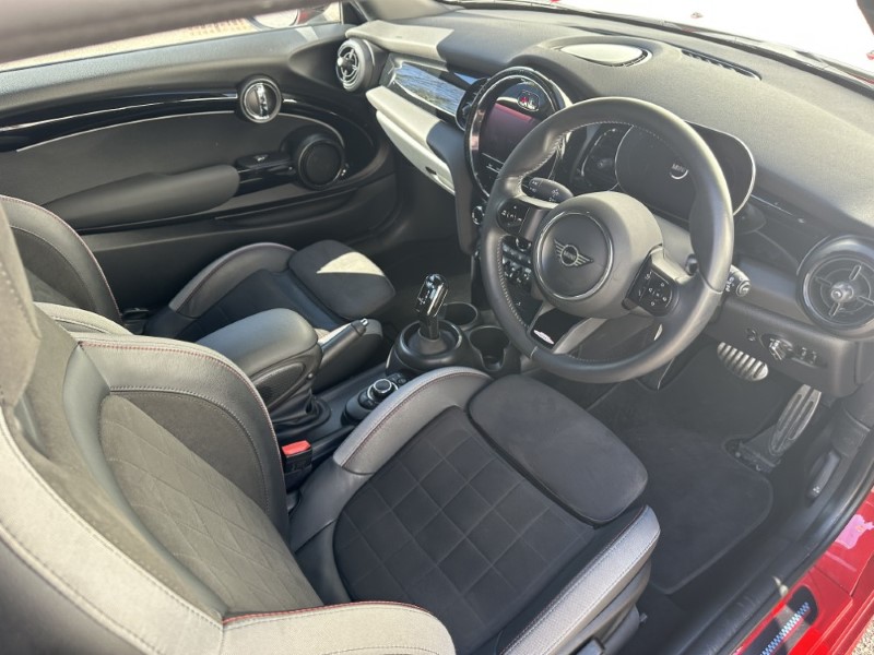2023 (23) MINI HATCHBACK 1.5 Cooper Sport 3dr Auto 5351839