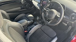 2023 (23) MINI HATCHBACK 1.5 Cooper Sport 3dr Auto 5351839