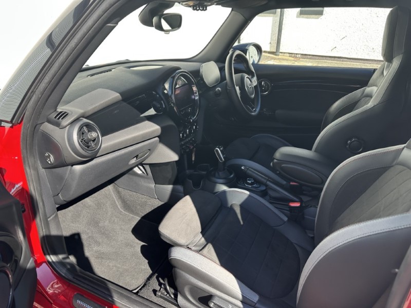 2023 (23) MINI HATCHBACK 1.5 Cooper Sport 3dr Auto 5351838