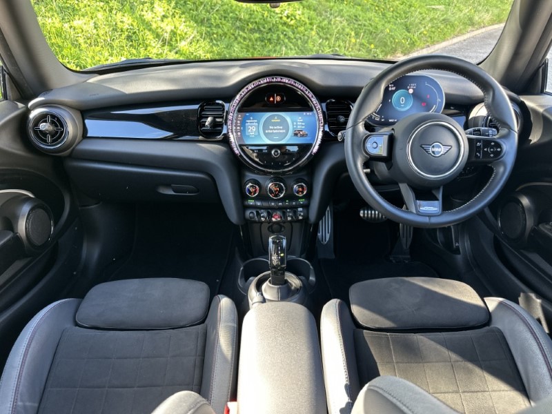 2023 (23) MINI HATCHBACK 1.5 Cooper Sport 3dr Auto 5351869